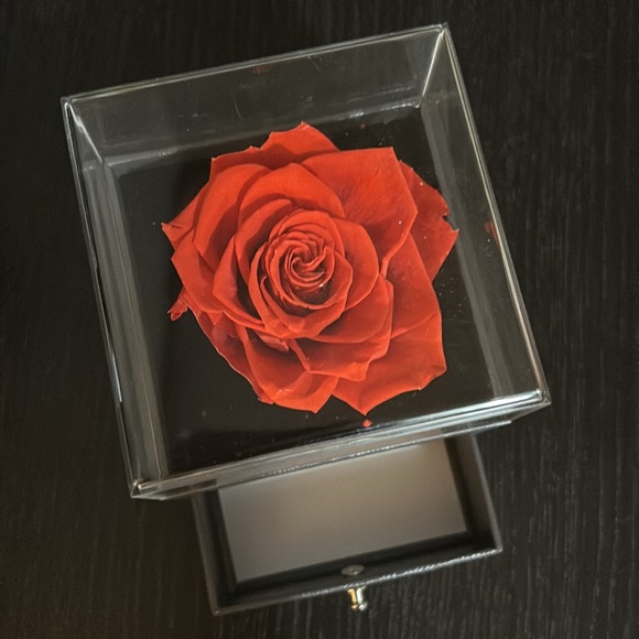 Gift Box - Picture 3 of 3